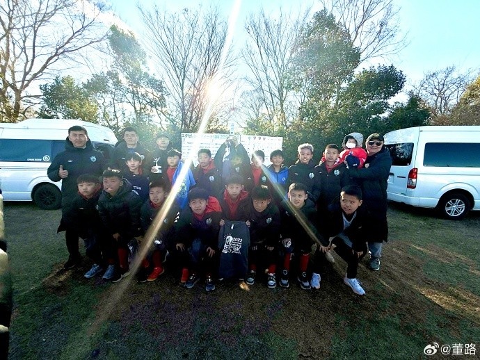  8戰(zhàn)全勝奪日本杯賽冠軍！中國(guó)足球小將發(fā)布感謝信