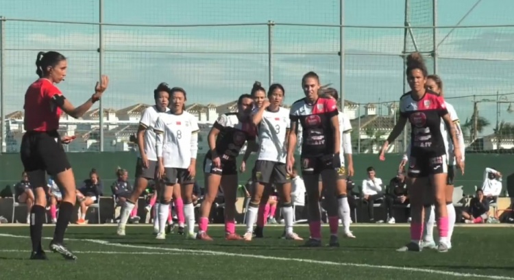  唐佳麗梅開二度、邵子欽破門，中國(guó)女足3-2擊敗Alhama俱樂部女足