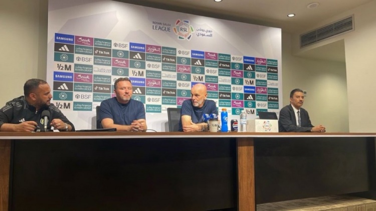  皮奧利：球隊(duì)并未因推遲開球而受影響，利雅得勝利配得上勝利