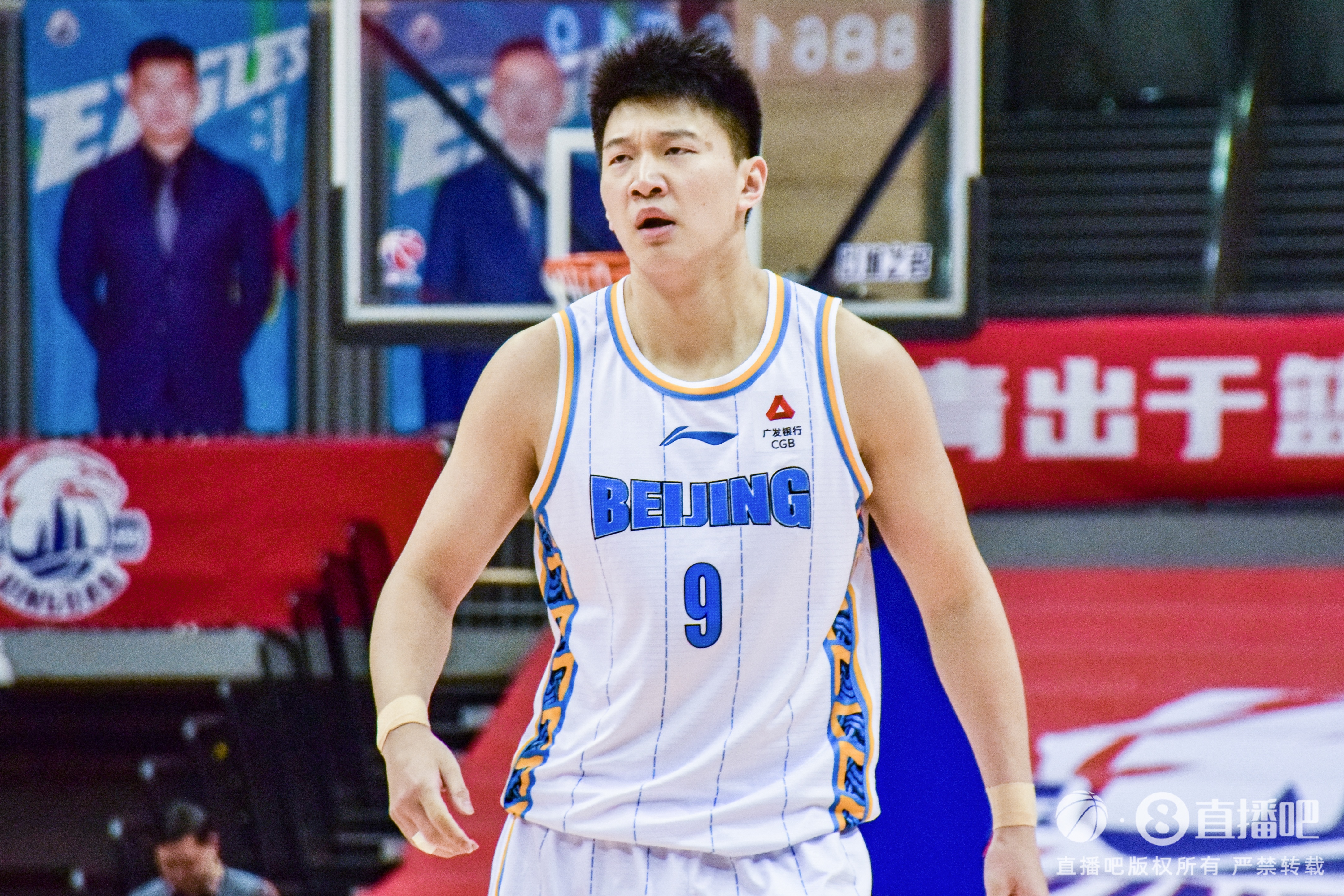  打得可以！雷蒙8中3拿10分2板1助1斷&次節(jié)單節(jié)8分 正負值+19